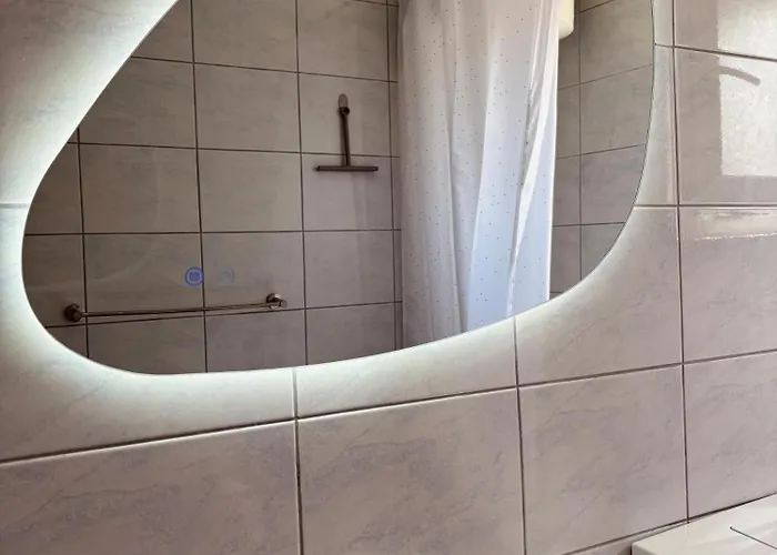 Old Stone * Μόσταρ